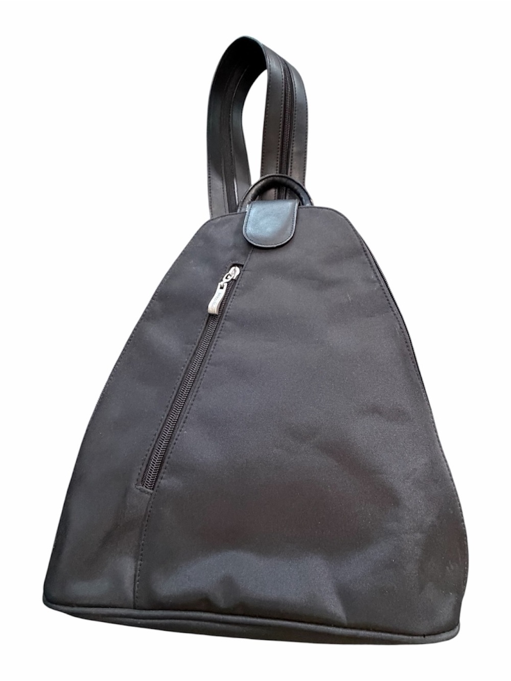 Baggallini Black Urban Backpack Sling - Like New